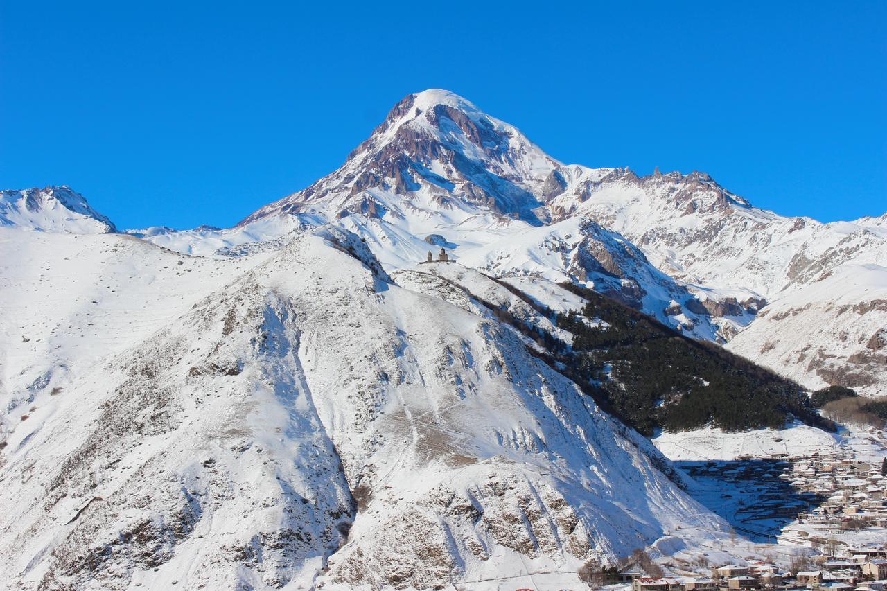 מלון Sunshine Kazbegi מראה חיצוני תמונה