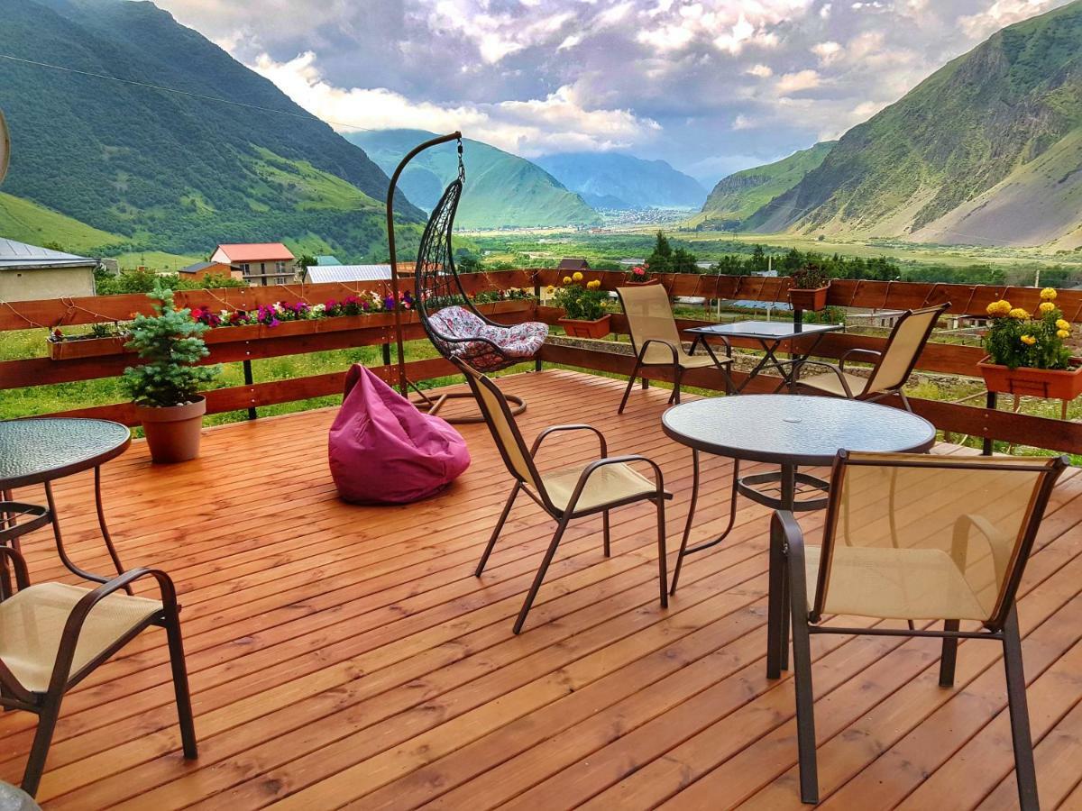 מלון Sunshine Kazbegi מראה חיצוני תמונה