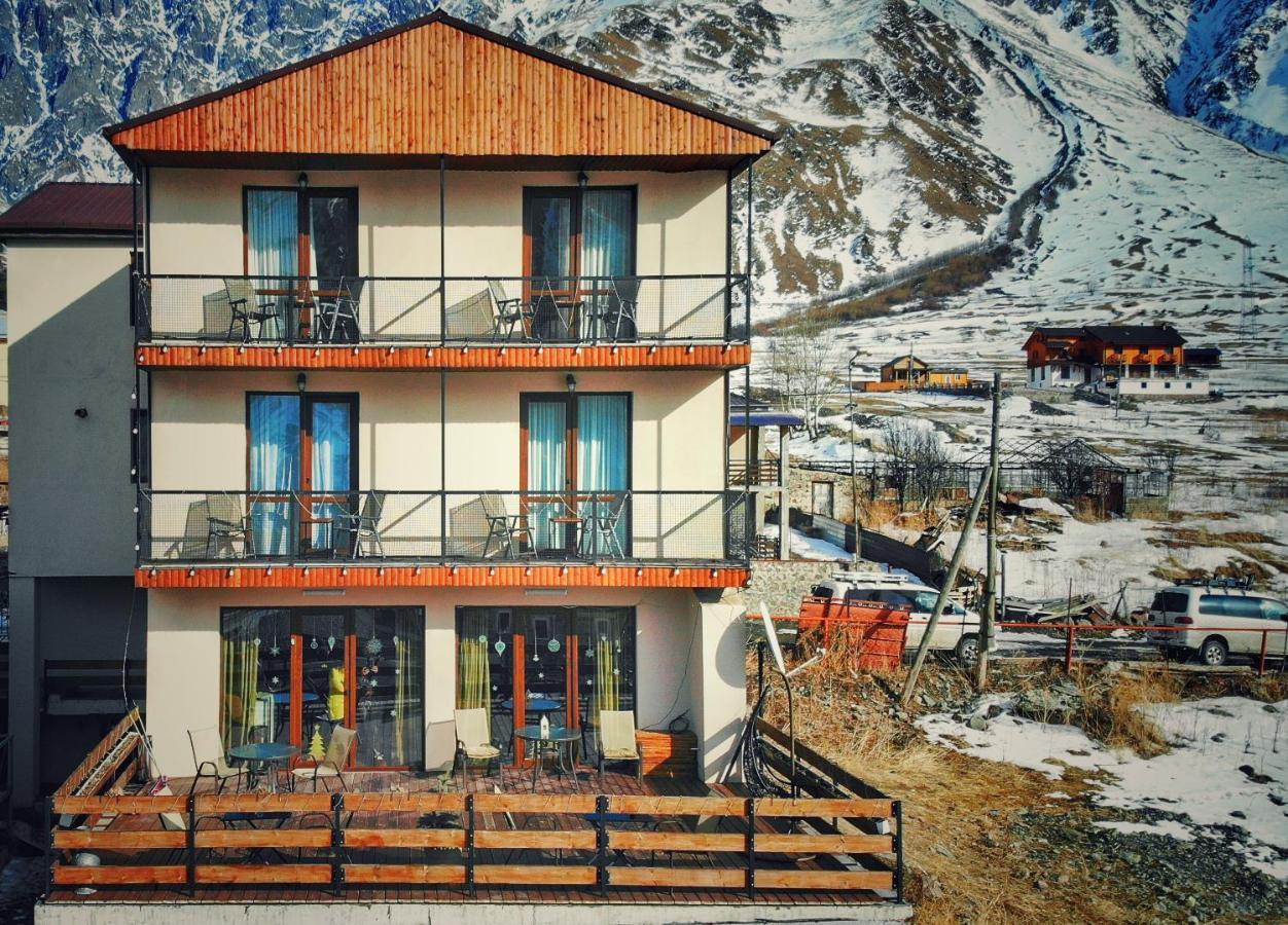 מלון Sunshine Kazbegi מראה חיצוני תמונה